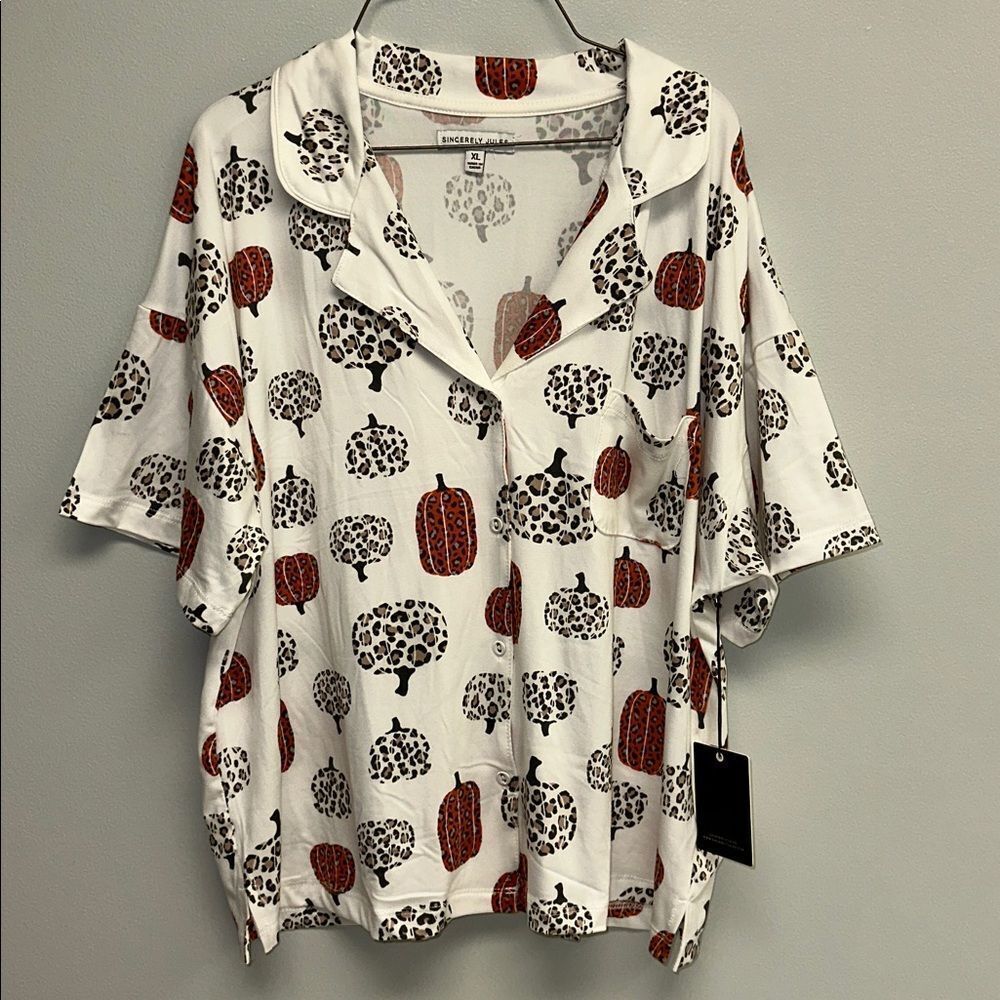 SJ XL Ivory Fall Pumpkin Animal Print Notch Collar Short Sleeve Top Shorts PJ